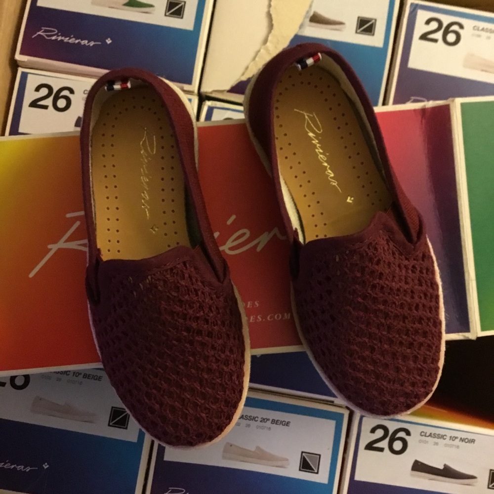 Child’s new Rivieras slip on canvas loafers 26